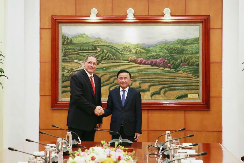 Thường trực Ban Bí thư Trần Cẩm Tú tiếp Phó Chủ tịch Đảng Xã hội Chủ nghĩa thống nhất Venezuela Jesús Faria