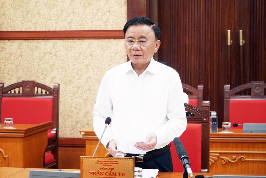 Ảnh: Tổ công tác của Bộ Chính trị làm việc với Ban Thường vụ Thành ủy Đà Nẵng, Tỉnh ủy Quảng Ninh