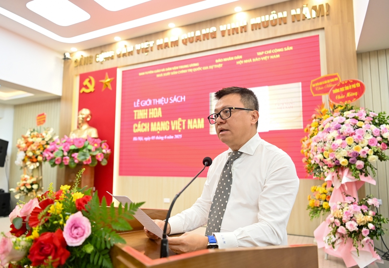 Ra mắt cuốn sách ‘Tinh hoa cách mạng Việt Nam’ của nhà báo lão thành Hà Đăng- Ảnh 2. Ra mắt cuốn sách ‘Tinh hoa cách mạng Việt Nam’ của nhà báo lão thành Hà Đăng- Ảnh 2.