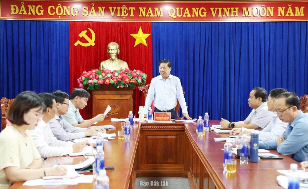 Đồng chí Lương Nguyễn Minh Triết, Ủy viên dự khuyết Trung ương Đảng, Bí thư Tỉnh ủy phát biểu chỉ đạo tại buổi làm việc.