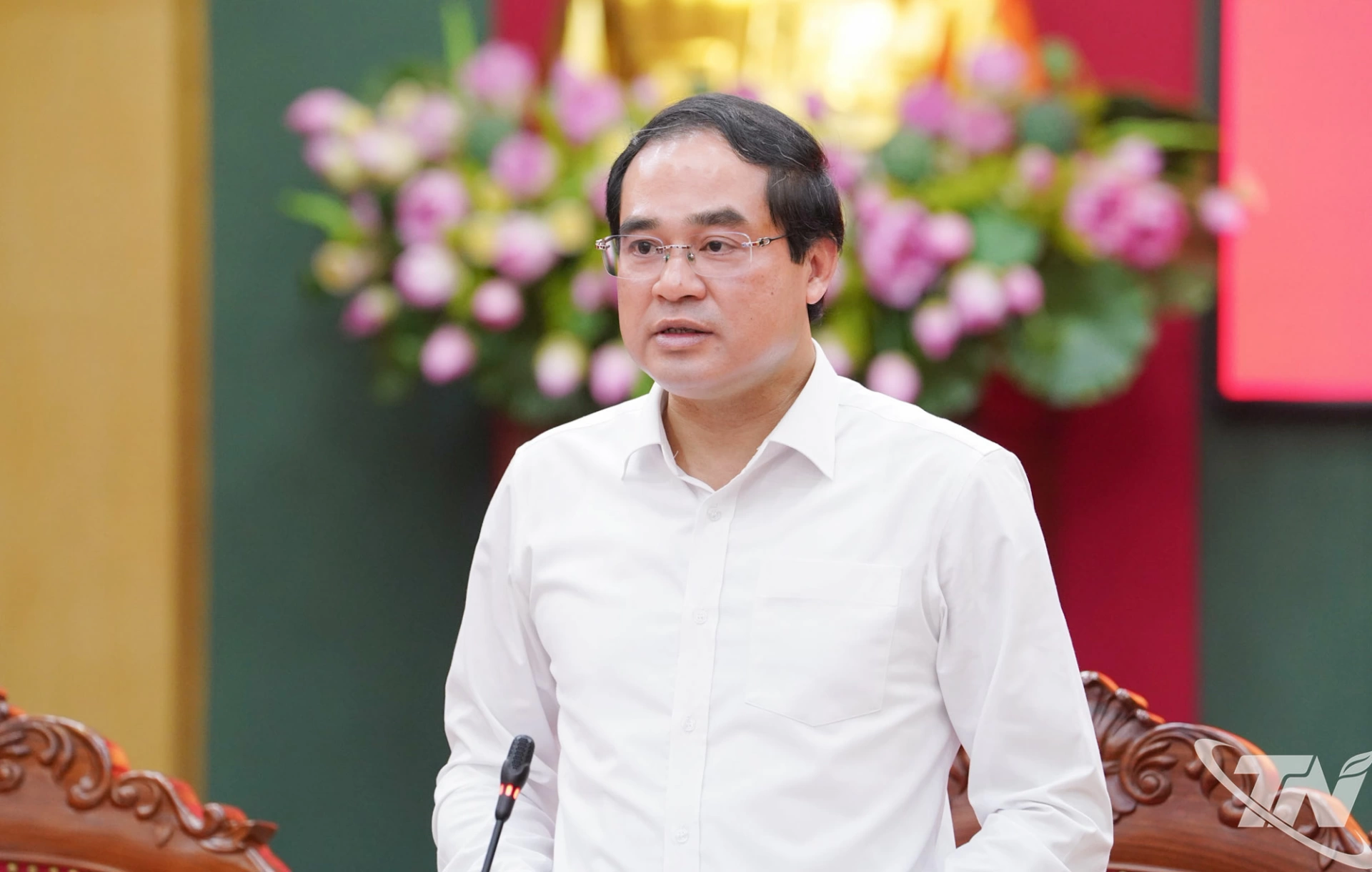 Đồng chí Trịnh Xuân Trường, Ủy viên Trung ương Đảng, Bí thư Tỉnh ủy, Trưởng Ban Chỉ đạo bầu cử tỉnh, phát biểu kết luận Hội nghị.