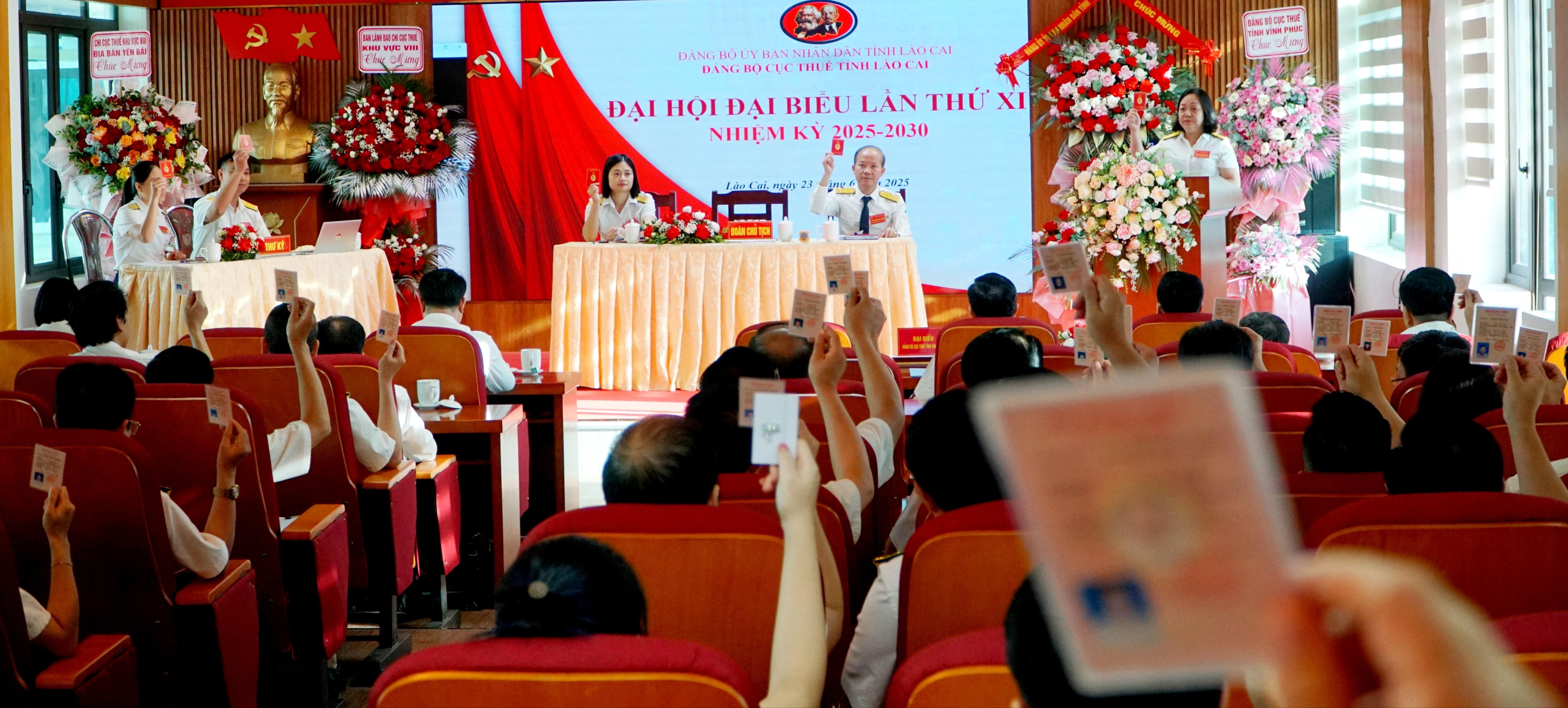 Đại hội biểu quyết một số nội dung quan trọng. img-20250623-173440.jpg
