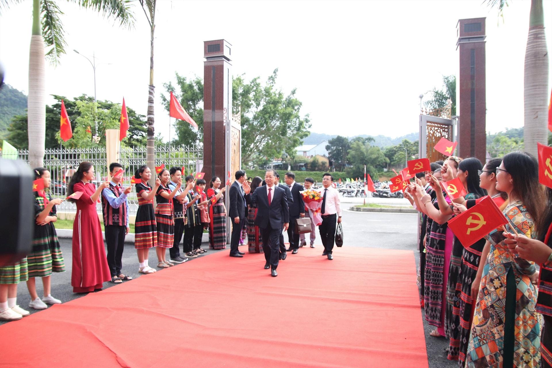 Học sinh x