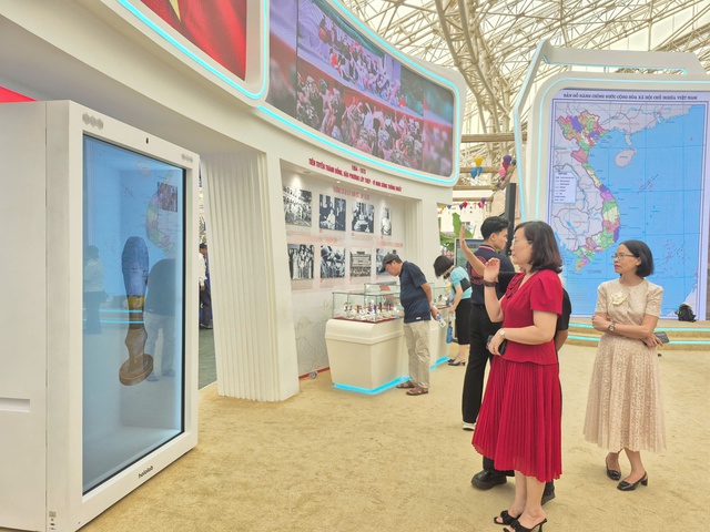 Nhiều dấu ấn tại Triển lãm Nhiều dấu ấn tại Triển lãm