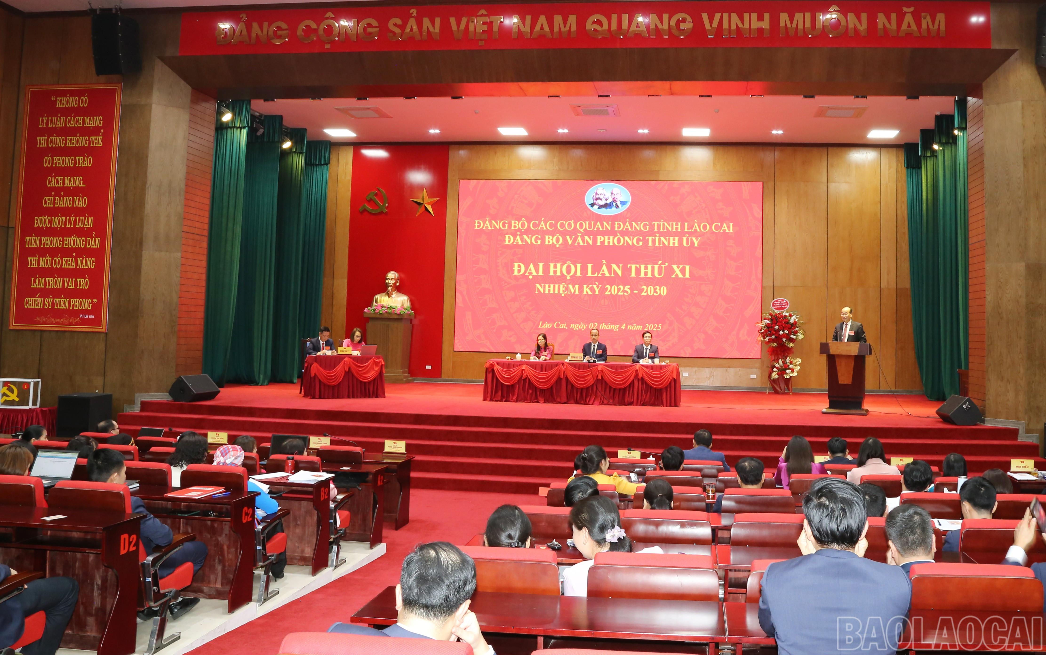 Quang cảnh đại hội. baolaocai-br_img-0437.jpg