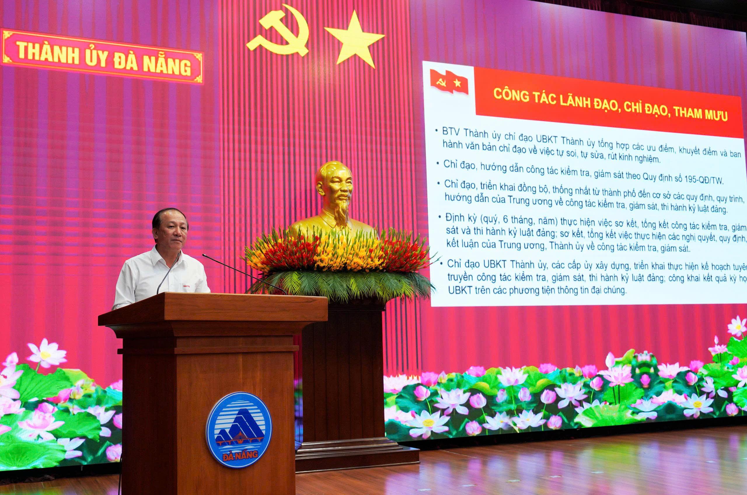 anhDongphatbieu.jpg