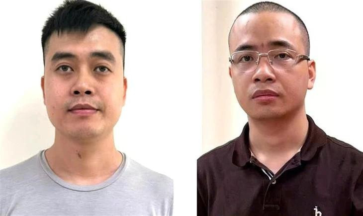 2 bị can Hoàng Quang Thịnh (trái) và La Khắc Minh trong đường dây làm sửa giả vừa bị Cơ quan Cảnh sát điều tra Bộ Công an khởi tố. Ảnh: Bộ Công an. thinh-17505617334511217713881.jpg
