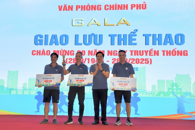 Sôi nổi hoạt động giao lưu thể thao nhân Ngày truyền thống Văn phòng Chính phủ- Ảnh 20.