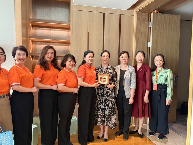 Đoàn đại biểu Hội LHPN Việt Nam tham dự Diễn đàn giao lưu hợp tác phát triển phụ nữ ASEAN 2025- Ảnh 5.