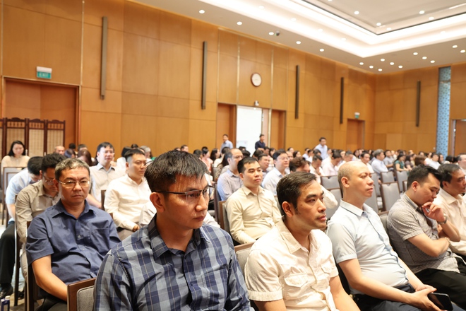 4 Nghị quyết chiến lược đưa đất nước 'cất cánh'- Ảnh 6. 4 Nghị quyết chiến lược đưa đất nước 'cất cánh'- Ảnh 6.