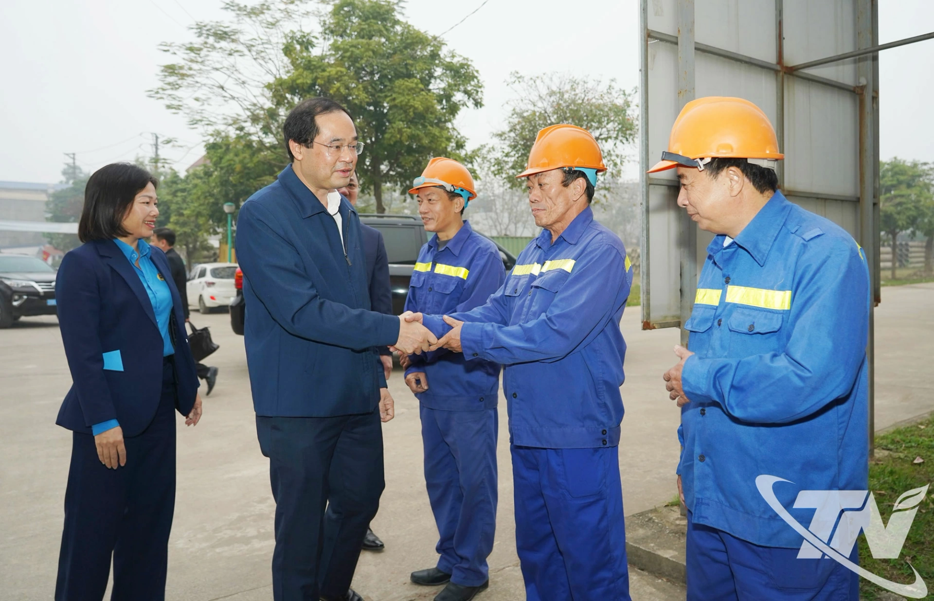 Đồng chí Bí thư Tỉnh ủy Trịnh Xuân Trường đến thăm Công ty TNHH Một thành viên Thoát nước và Phát triển hạ tầng đô thị Thái Nguyên.