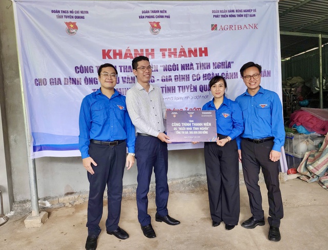 Thanh niên Văn phòng Chính phủ tri ân ‘về nguồn’ với nhiều hoạt động ý nghĩa- Ảnh 2. Thanh niên Văn phòng Chính phủ tri ân ‘về nguồn’ với nhiều hoạt động ý nghĩa- Ảnh 2.