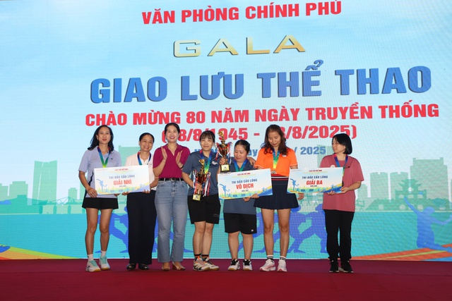 Sôi nổi hoạt động giao lưu thể thao nhân Ngày truyền thống Văn phòng Chính phủ- Ảnh 14.