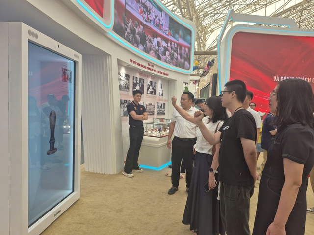 Nhiều dấu ấn tại Triển lãm Nhiều dấu ấn tại Triển lãm