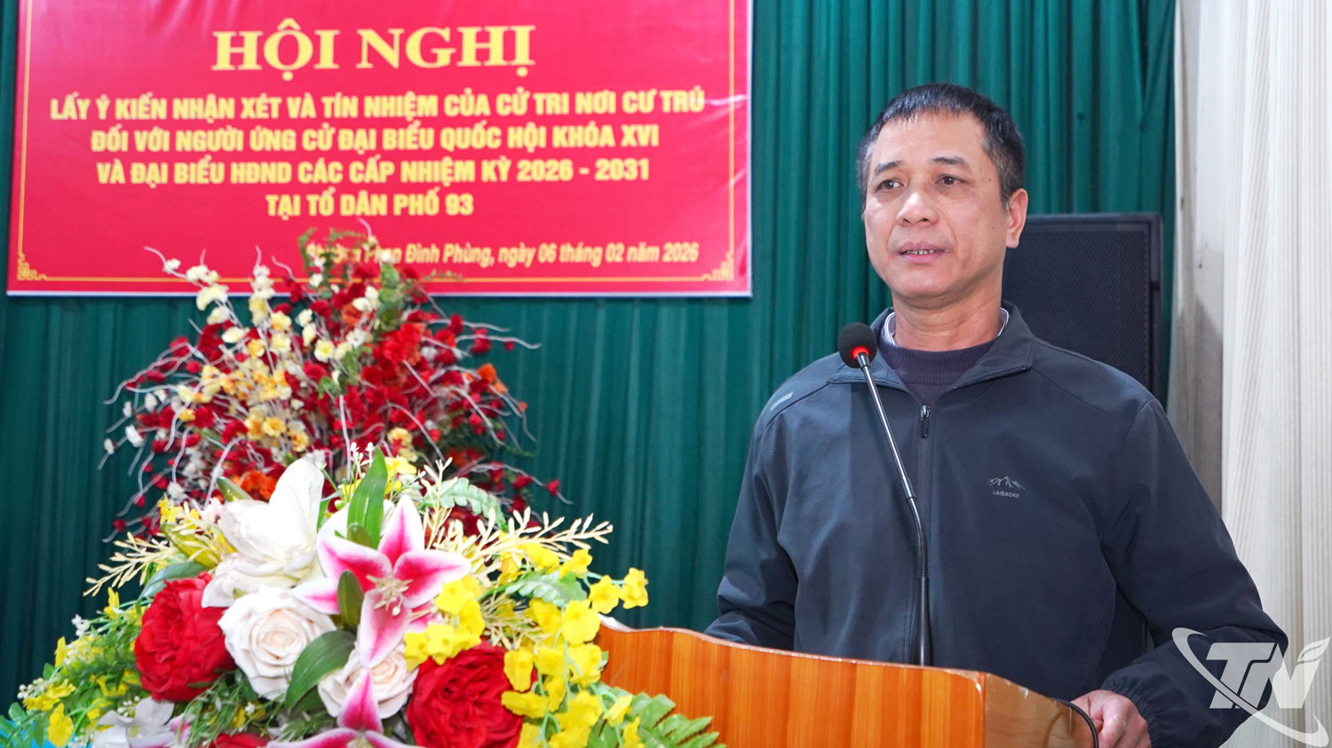 Cử tri tổ 93, phường Phan Đình Phùng nhận xét về các ứng cử viên HĐND các cấp tại nơi cư trú.