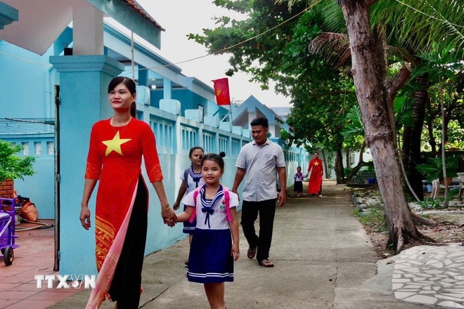 ttxvn-hoc-sinh-truong-sa-khanh-hoa-8900.jpg