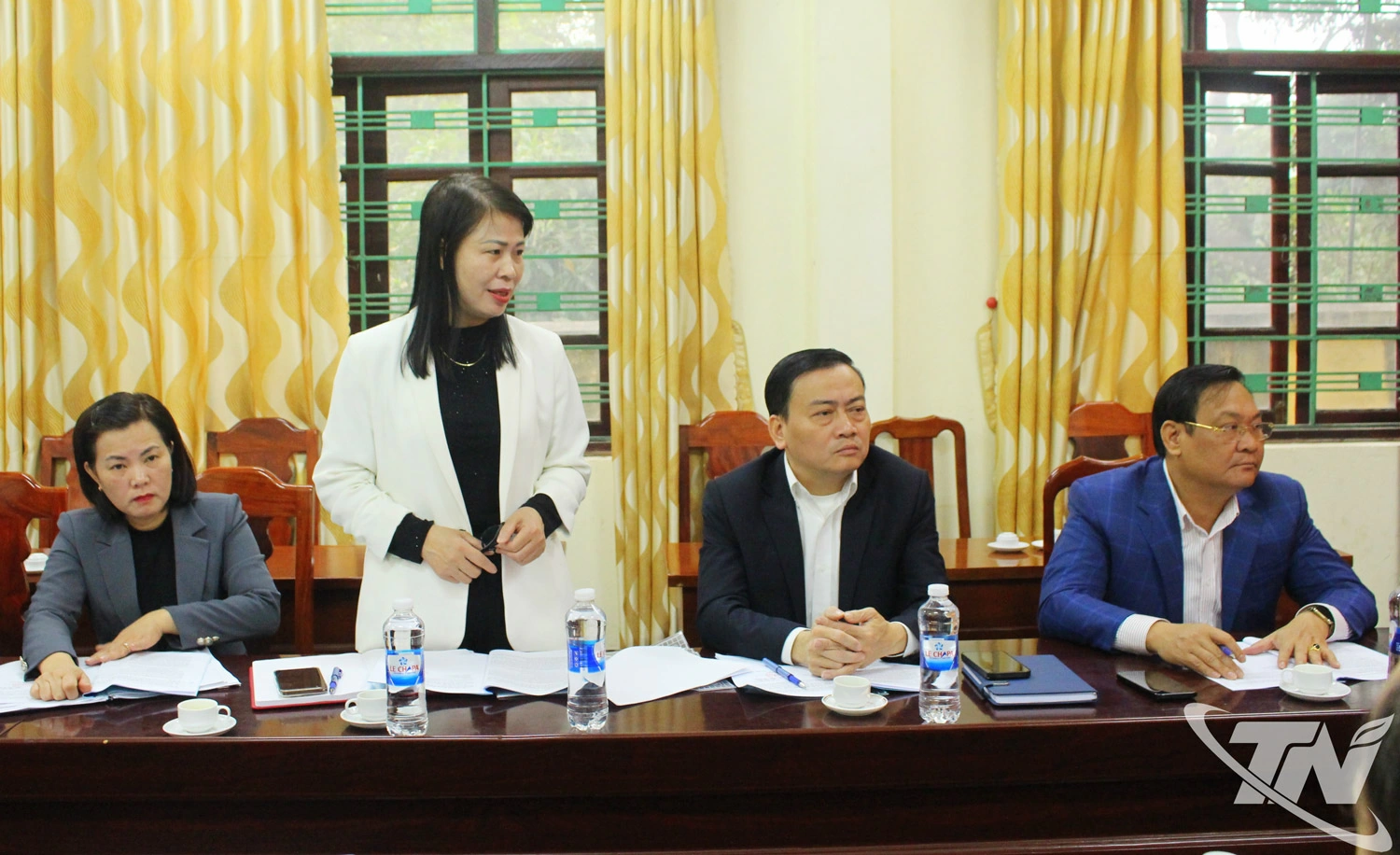 Đại diện Ủy ban Bầu cử phường Gia Sàng phát biểu tại buổi kiểm tra.