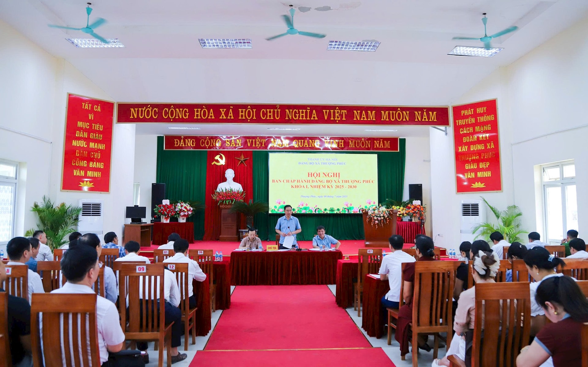 quang-canh-thuong-phuc.jpg