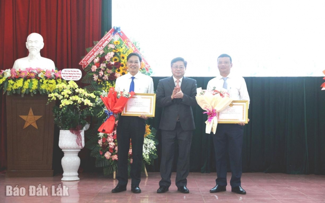 Các cá nhân vinh dự nhận Bằng khen của Ban Nội chính Trung ương.