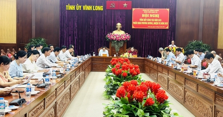 Nâng cao trách nhiệm từng cá nhân tham gia  bảo vệ nền tảng tư tưởng của Đảng   
