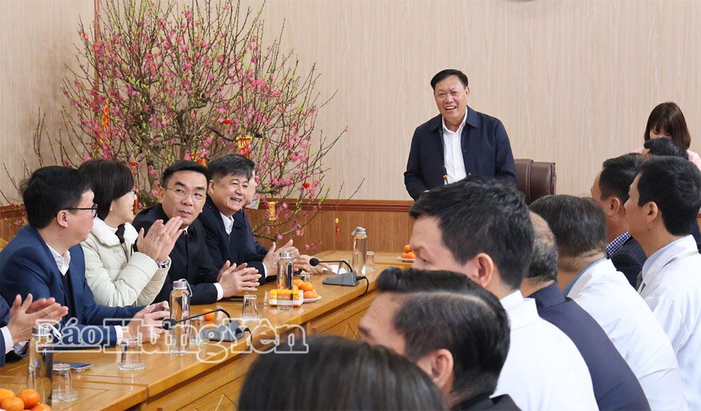 Đoàn công tác Bộ Y tế làm việc tại Bệnh viện Đa khoa tỉnh Hưng Yên.