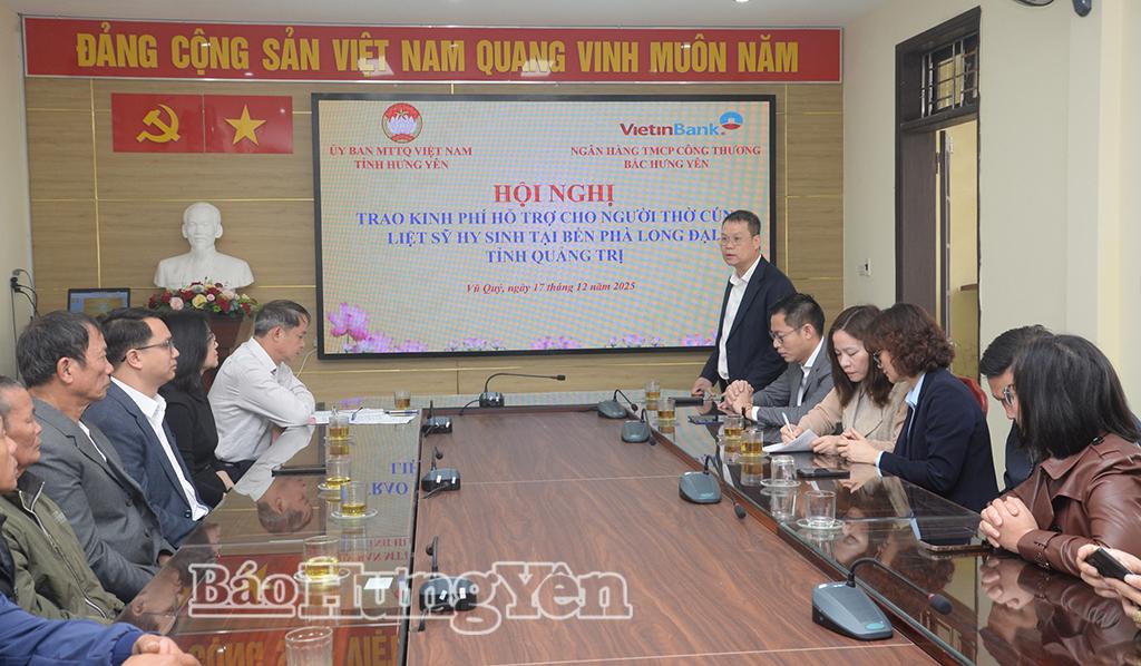 Đồng chí Nguyễn Mạnh Hùng, Phó Chủ nhiệm Ủy ban Kiểm tra Trung ương phát biểu tại hội nghị.