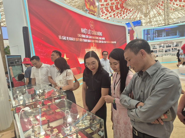 Nhiều dấu ấn tại Triển lãm Nhiều dấu ấn tại Triển lãm