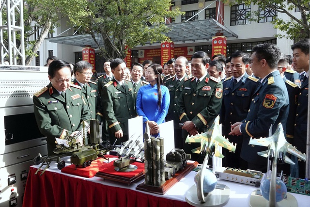 Đại tướng Phan Văn Giang đánh giá cao những thành tích của thanh niên quân đội- Ảnh 1.