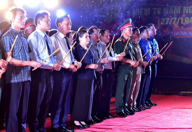 Đoàn Thanh niên Chính phủ tri ân kỷ niệm 78 năm ngày Thương binh - Liệt sĩ- Ảnh 1.