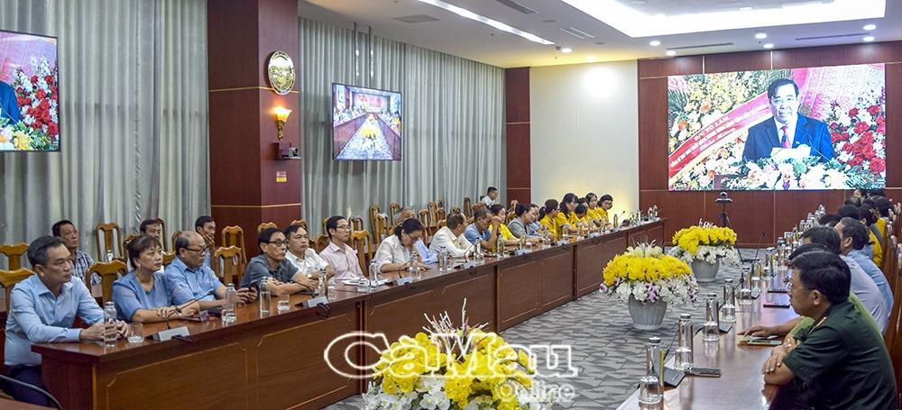 Chủ tịch Hội Người cao tuổi Việt Nam Nguyễn Thanh Bình ôn lại truyền thống vẻ vang và quá trình phát triển của Hội trong suốt 30 năm qua.