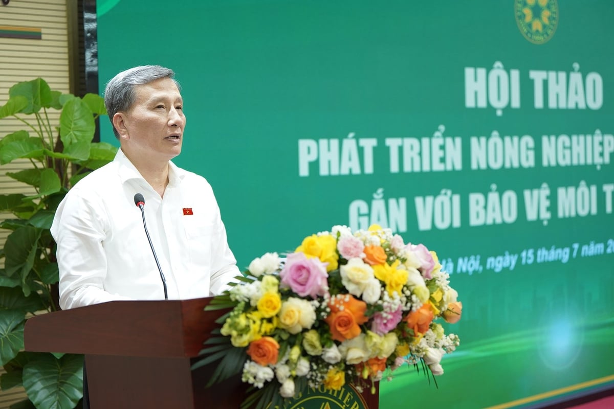 Chủ nhiệm Ủy ban Khoa học, Công nghệ và Môi trường của Quốc hội Lê Quang Huy phát biểu khai mạc. Ảnh: Bảo Thắng.
