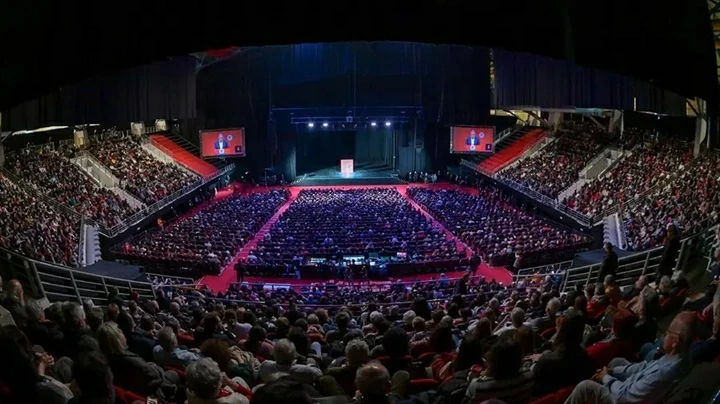 Đại sứ Việt Nam tại Hy Lạp dự lễ khai mạc Đại hội Đảng toàn quốc lần thứ 22 Đảng Cộng sản Hy Lạp