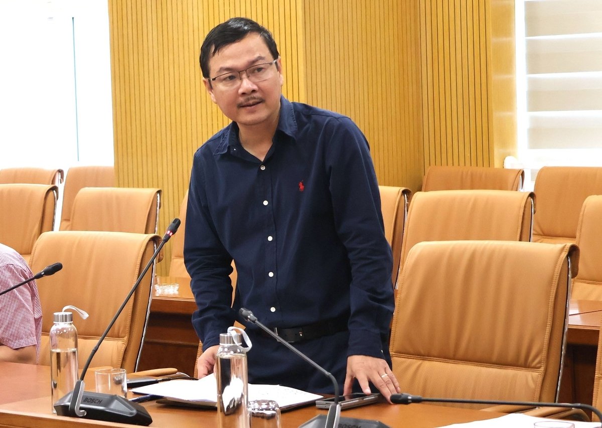 Ông Nguyễn Ngọc Thạch, Tổng Biên tập Báo Nông nghiệp và Môi trường thông tin về công tác tuyên truyền Đại hội Đảng bộ các cấp trong Đảng bộ Bộ NN-MT. Ảnh: Trung Nguyên.