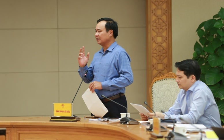 Thứ trưởng Bộ Nông nghiệp và Môi trường Võ Văn Hưng cho biết Bộ xác định chỉ sửa đổi, bổ sung một số quy định thực sự là 'điểm nghẽn', vướng mắc nhất để đưa vào dự án Luật. Ảnh: VGP/Minh Khôi.