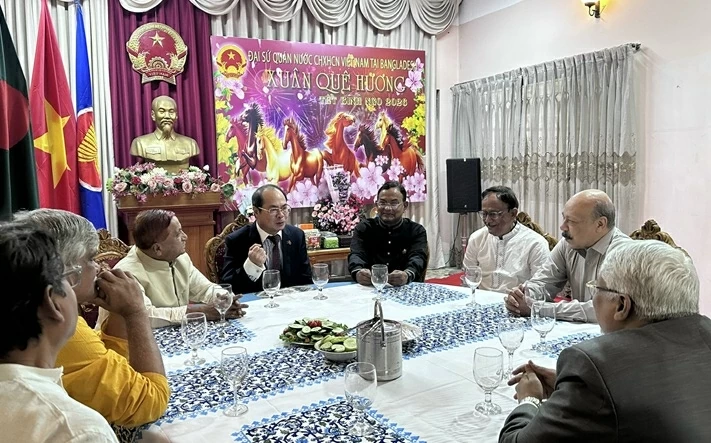 Xuân Quê hương tại Bangladesh