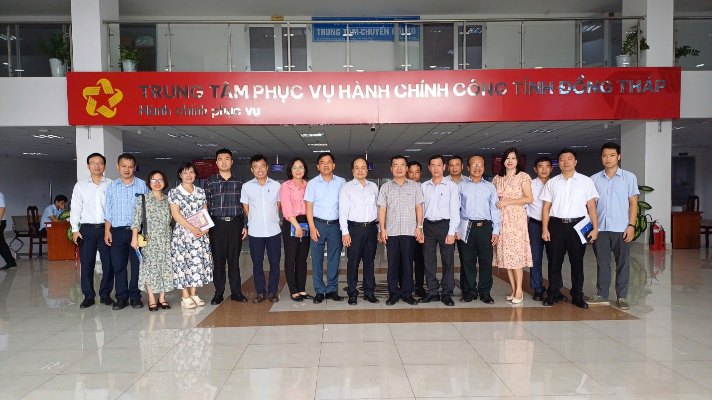 Lĩnh vực KH&CN góp phần quan trọng trong vận hành chính quyền hai cấp tỉnh Đồng Tháp - Ảnh 4.