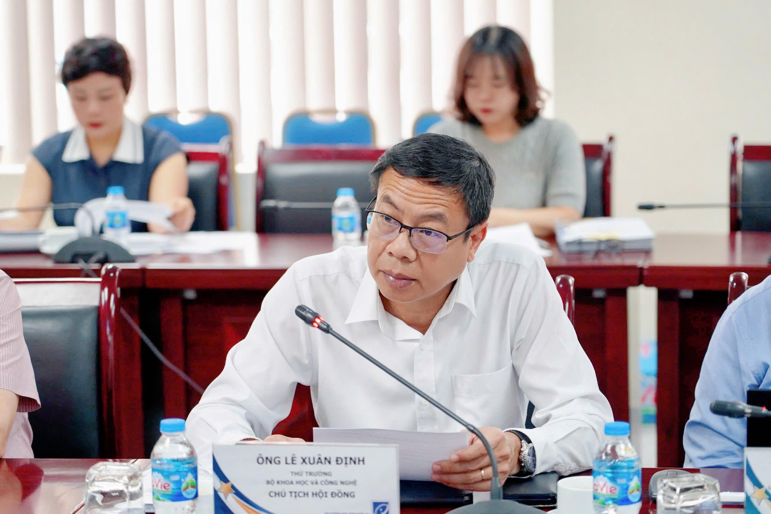 Hội đồng Giải thưởng Chất lượng Quốc gia 2025 họp phiên thứ nhất, nhấn mạnh tiêu chí đóng góp ngân sách Nhà nước- Ảnh 1.