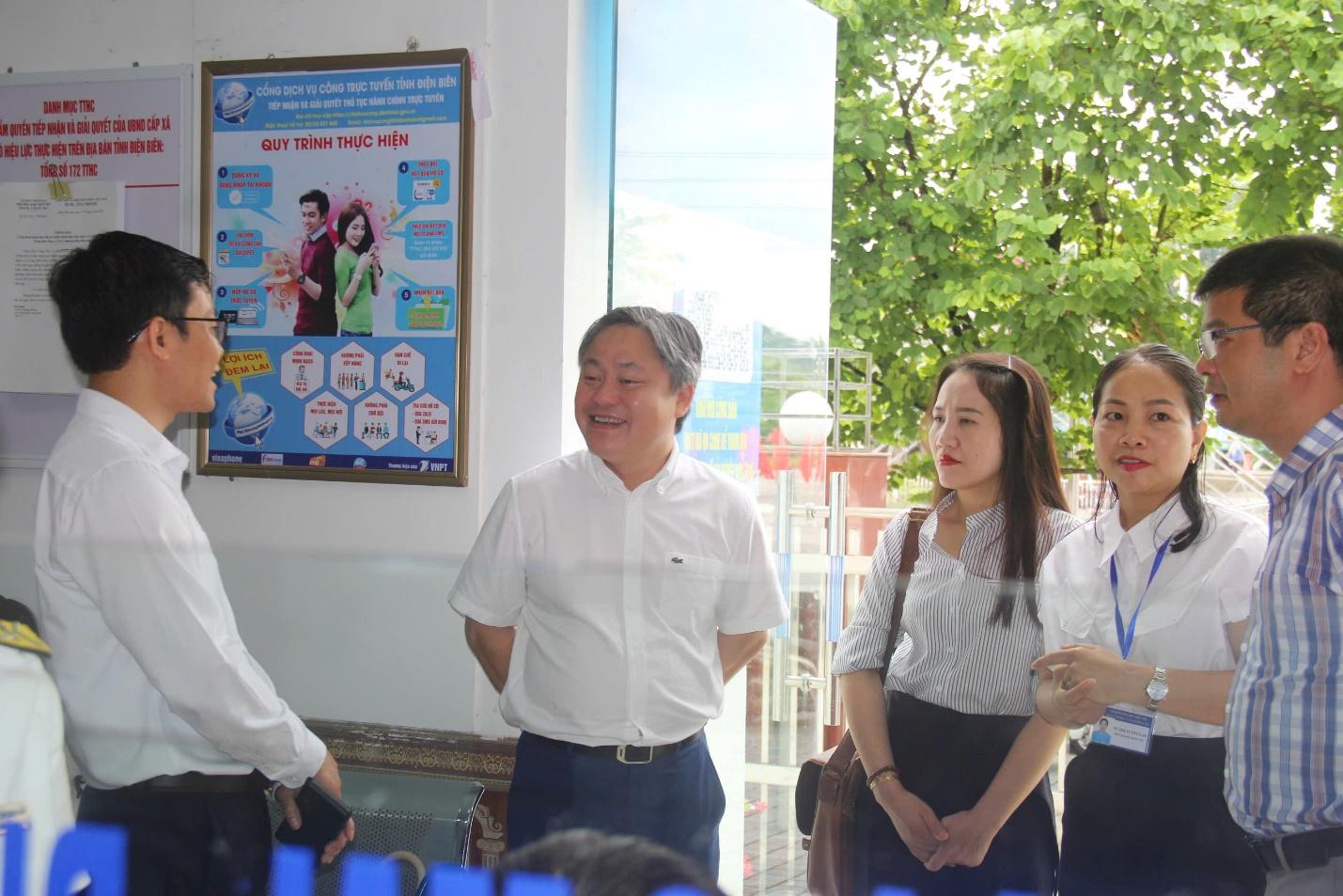 Bộ KH&CN làm việc tại Điện Biên: Tháo gỡ khó khăn, thúc đẩy chính quyền hai cấp chuyển đổi số hiệu quả - Ảnh 1.