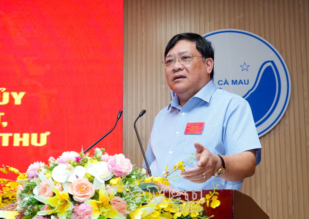 Phó bí thư Tỉnh uỷ, Chủ tịch UBND tỉnh Phạm Thành Ngại chỉ đạo: “Cần phải đẩy nhanh hơn nữa các chương trình mục tiêu quốc gia trên địa bàn tỉnh, nhất là xây dựng nông thôn mới để người dân được thụ hưởng”.