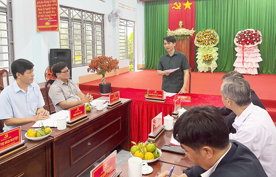 Phó Bí thư Tỉnh ủy Nguyễn Ngọc Lương phát biểu chỉ đạo tại buổi làm việc. Ảnh: P.D 2-an-khe.jpg