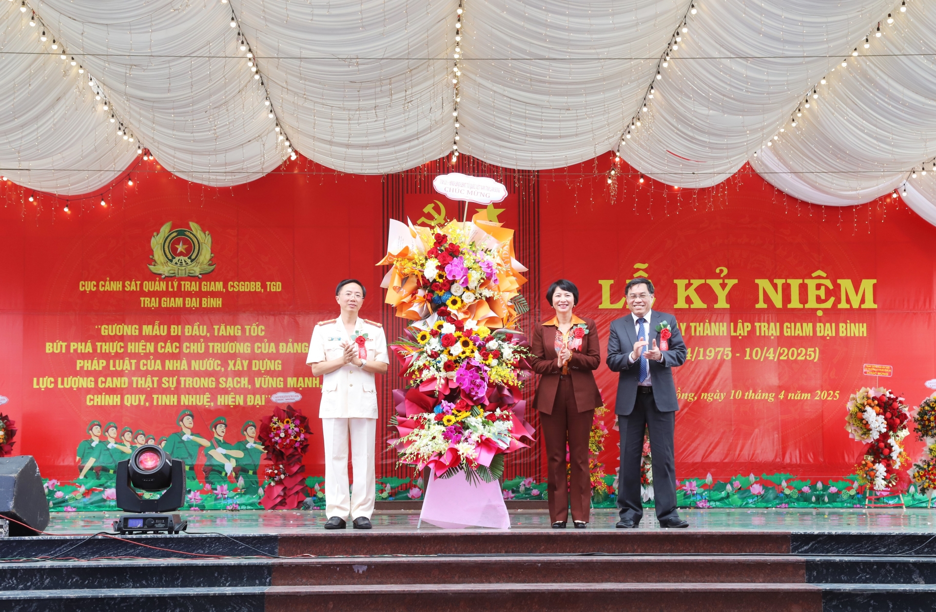 Phạm Thị Phúc – Phó Bí thư Thường trực Tỉnh ủy, Chủ tịch HĐND tỉnh Lâm Đồng