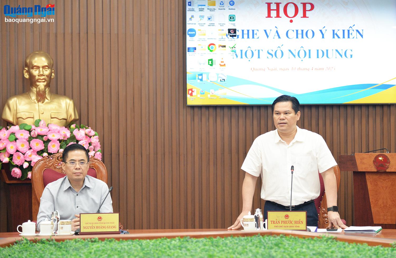 Phó Chủ tịch UBND tỉnh Trần Phước Hiền phát biểu tại cuộc họp.