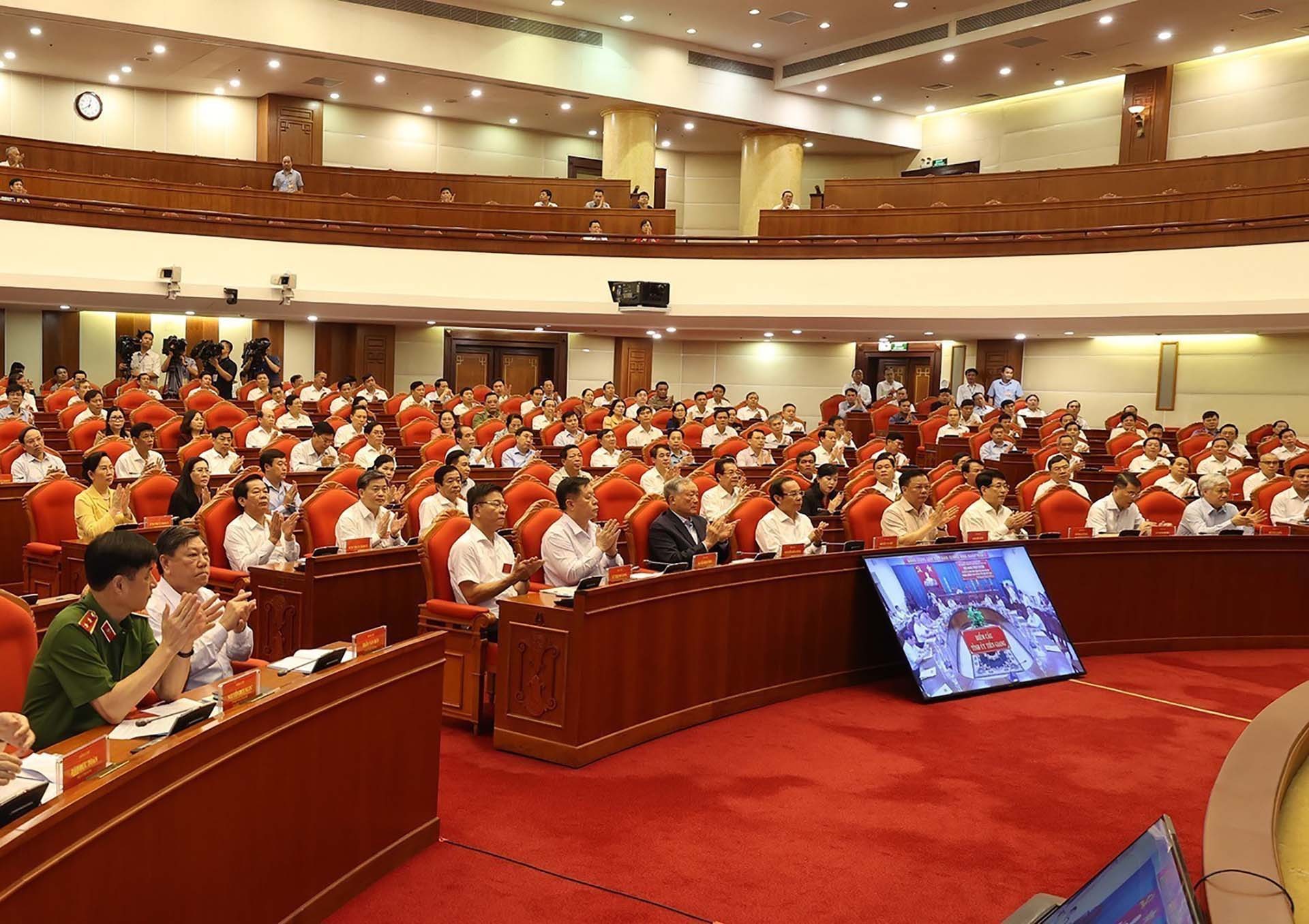 Các đồng chí lãnh đạo Đảng, Nhà nước và đại biểu dự Hội nghị. (Nguồn: TTXVN)