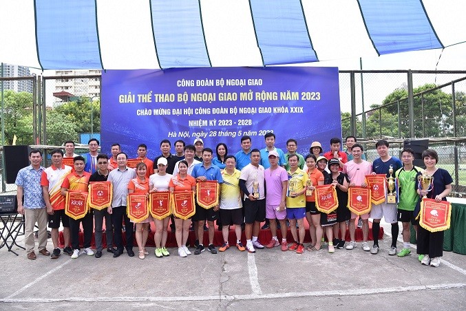 Công đoàn Bộ Ngoại giao tổ chức Giải thể thao Bộ Ngoại giao mở rộng năm 2023 Sôi nổi giải thể thao Bộ Ngoại giao mở rộng năm 2023