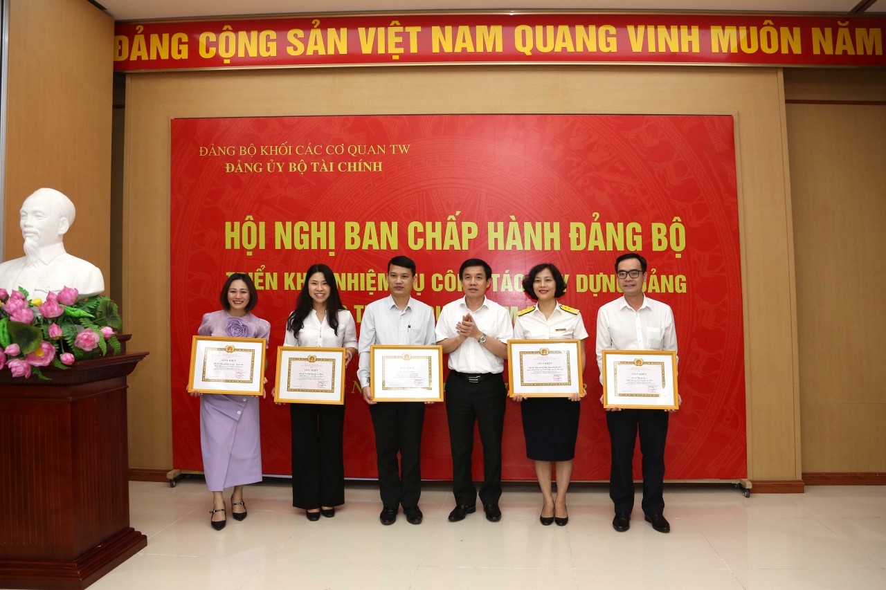 Đảng ủy Bộ Tài chính họp triển khai công tác đảng 6 tháng cuối năm 2023