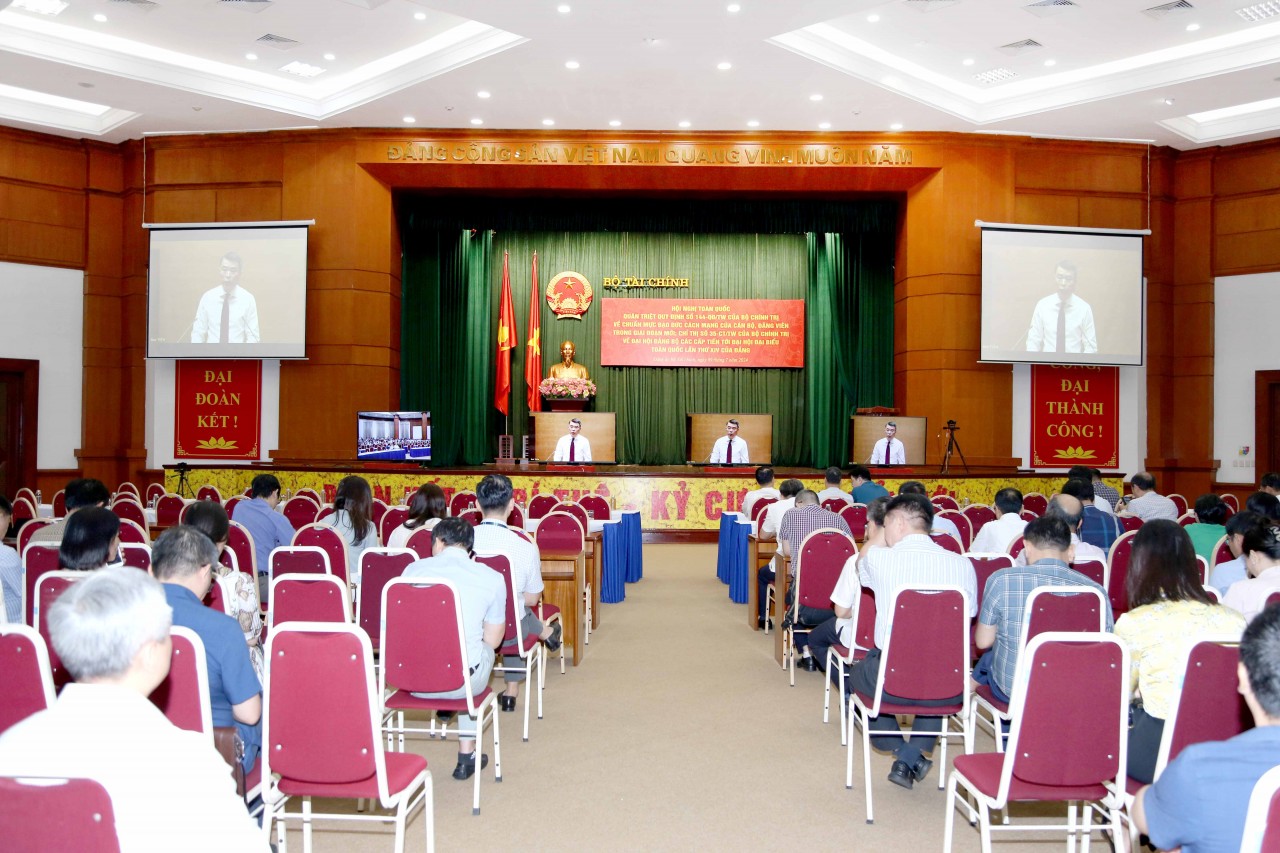 Đảng ủy Bộ Tài chính quán triệt Quy định số 144 và Chỉ thị số 35 của Bộ Chính trị
