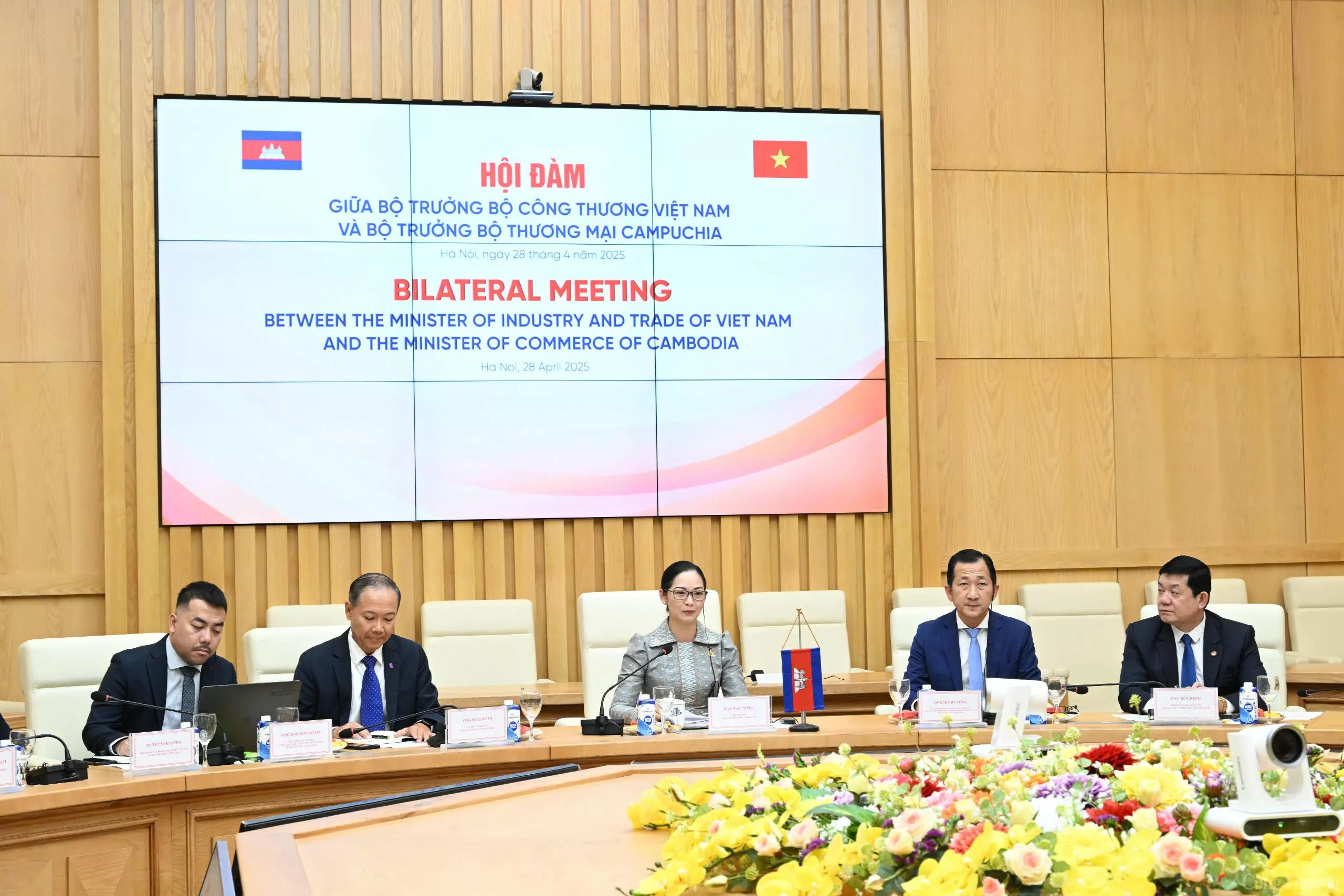 Ảnh: Việt Nam - Campuchia ký thỏa thuận hợp tác về thương mại