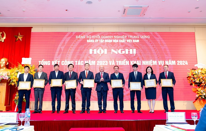 hóa chất 2