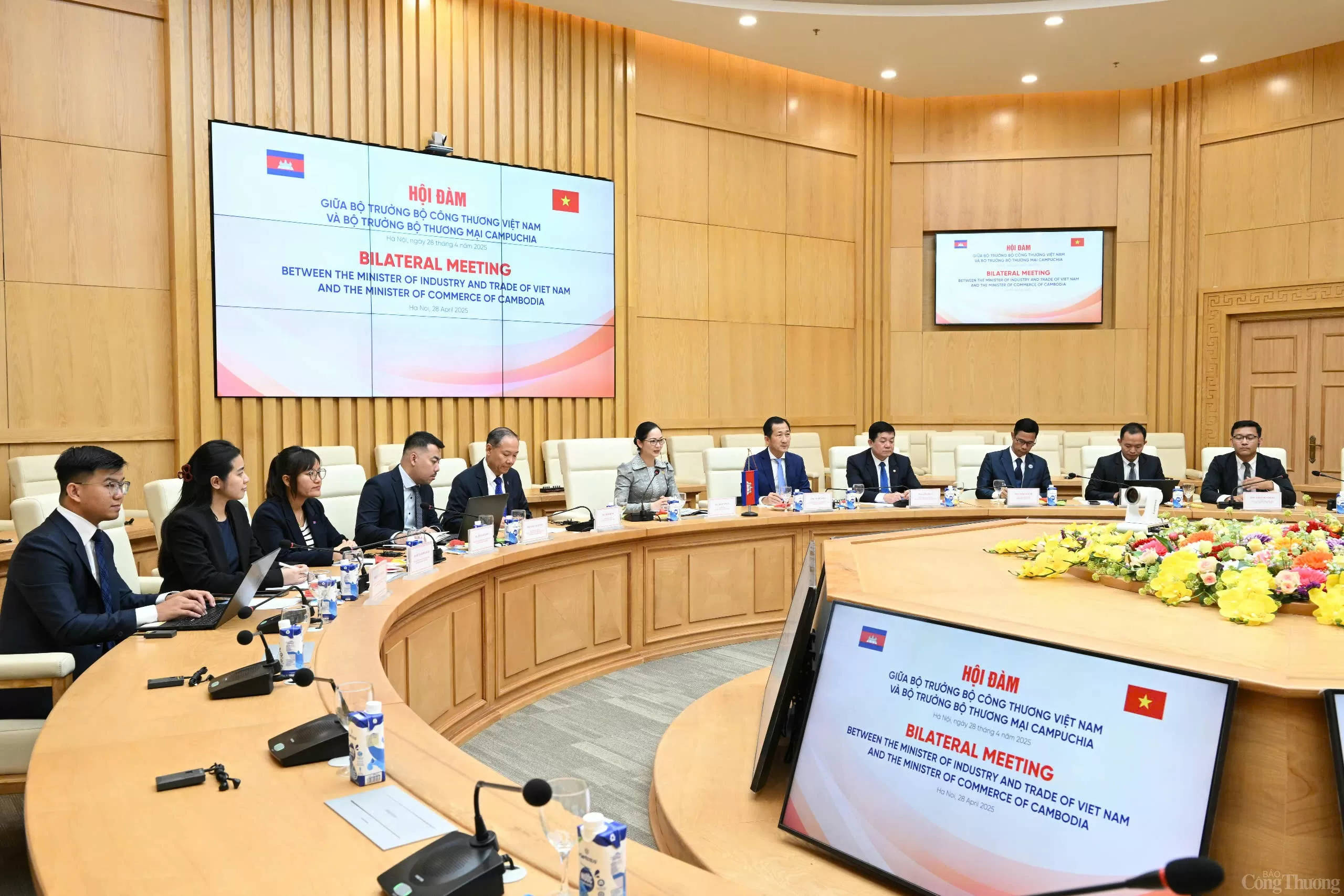 Ảnh: Việt Nam - Campuchia ký thỏa thuận hợp tác về thương mại