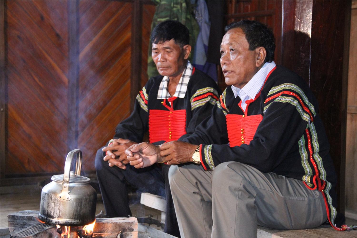 Già Y Dhun được xem là “trung tâm đoàn kết” của buôn Dur 1 Già Y Dhun, huyện Krông Ana được xem là “trung tâm đoàn kết” của buôn Dur 1